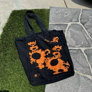 Coachella Tote Bag Adidas Bad Bunny Black Orange Limited Edition Exclusive 2023